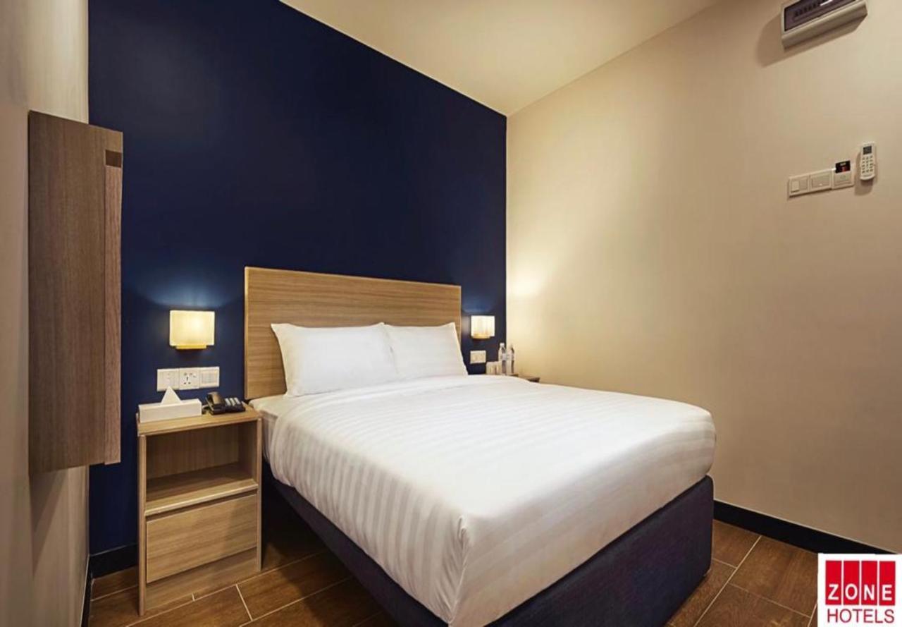 Zone Hotels, Telok Panglima Garang Teluk Panglima Garang Ngoại thất bức ảnh