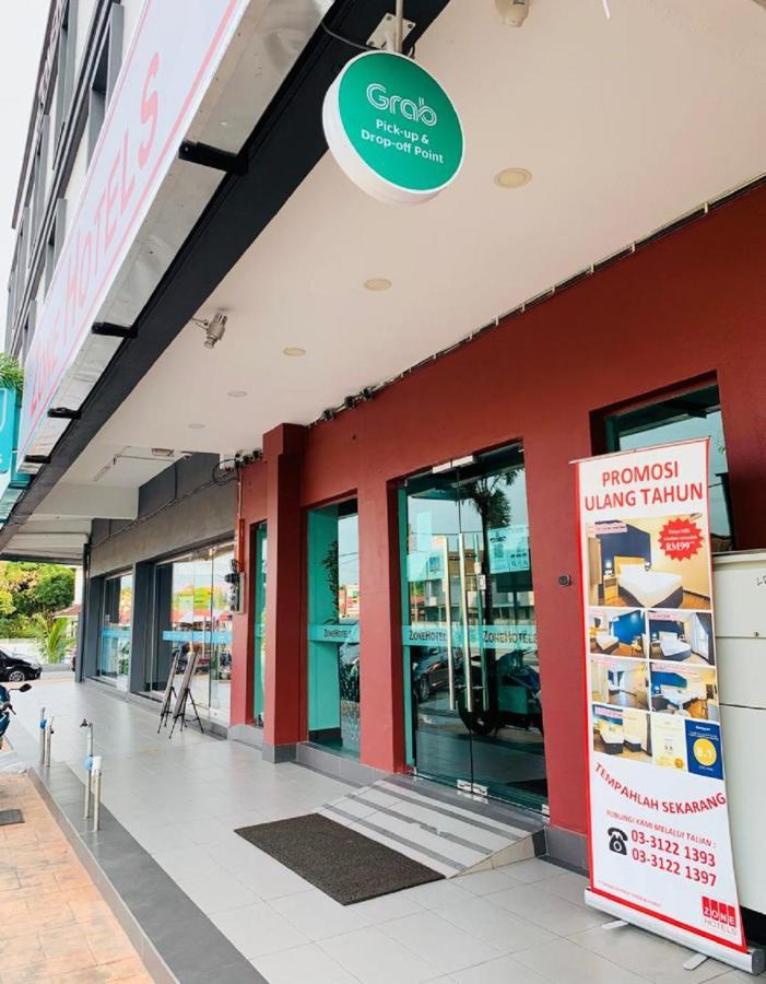 Zone Hotels, Telok Panglima Garang Teluk Panglima Garang Ngoại thất bức ảnh