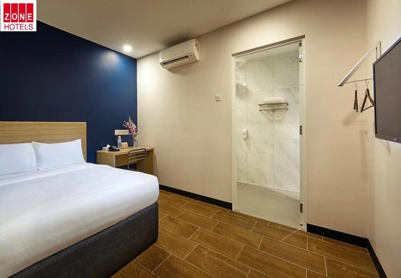 Zone Hotels, Telok Panglima Garang Teluk Panglima Garang Ngoại thất bức ảnh