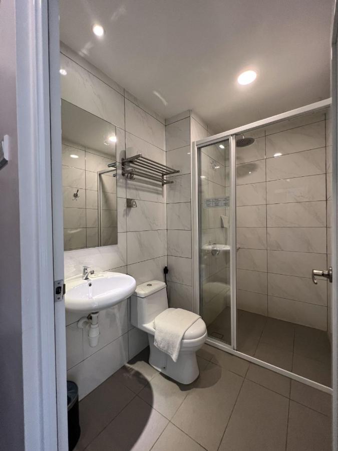 Zone Hotels, Telok Panglima Garang Teluk Panglima Garang Ngoại thất bức ảnh