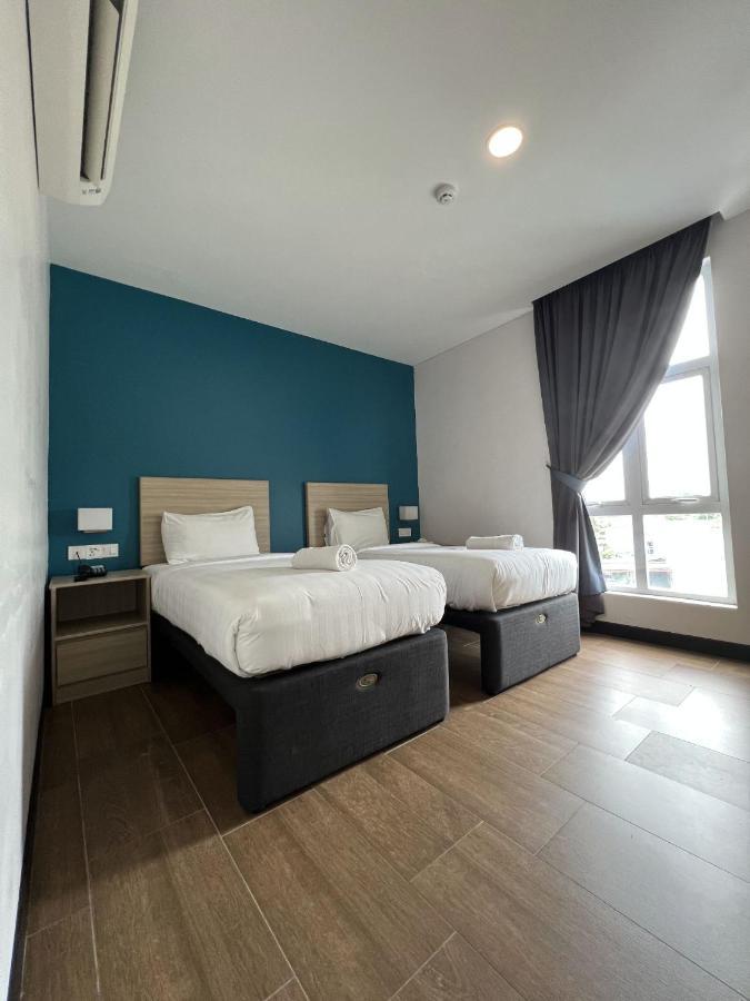 Zone Hotels, Telok Panglima Garang Teluk Panglima Garang Ngoại thất bức ảnh