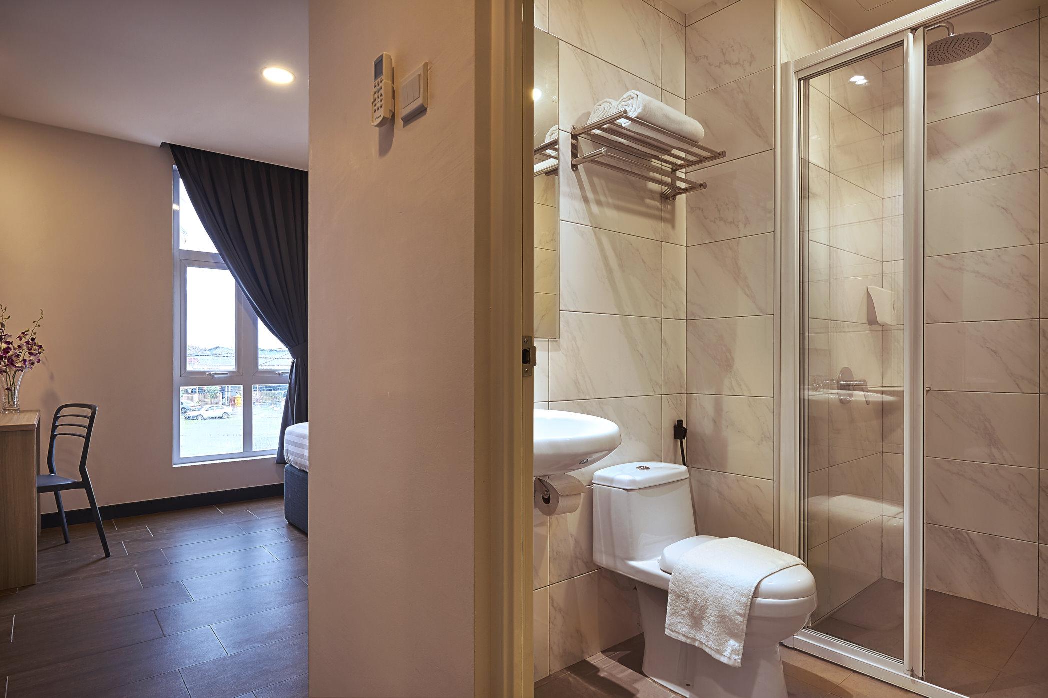 Zone Hotels, Telok Panglima Garang Teluk Panglima Garang Ngoại thất bức ảnh