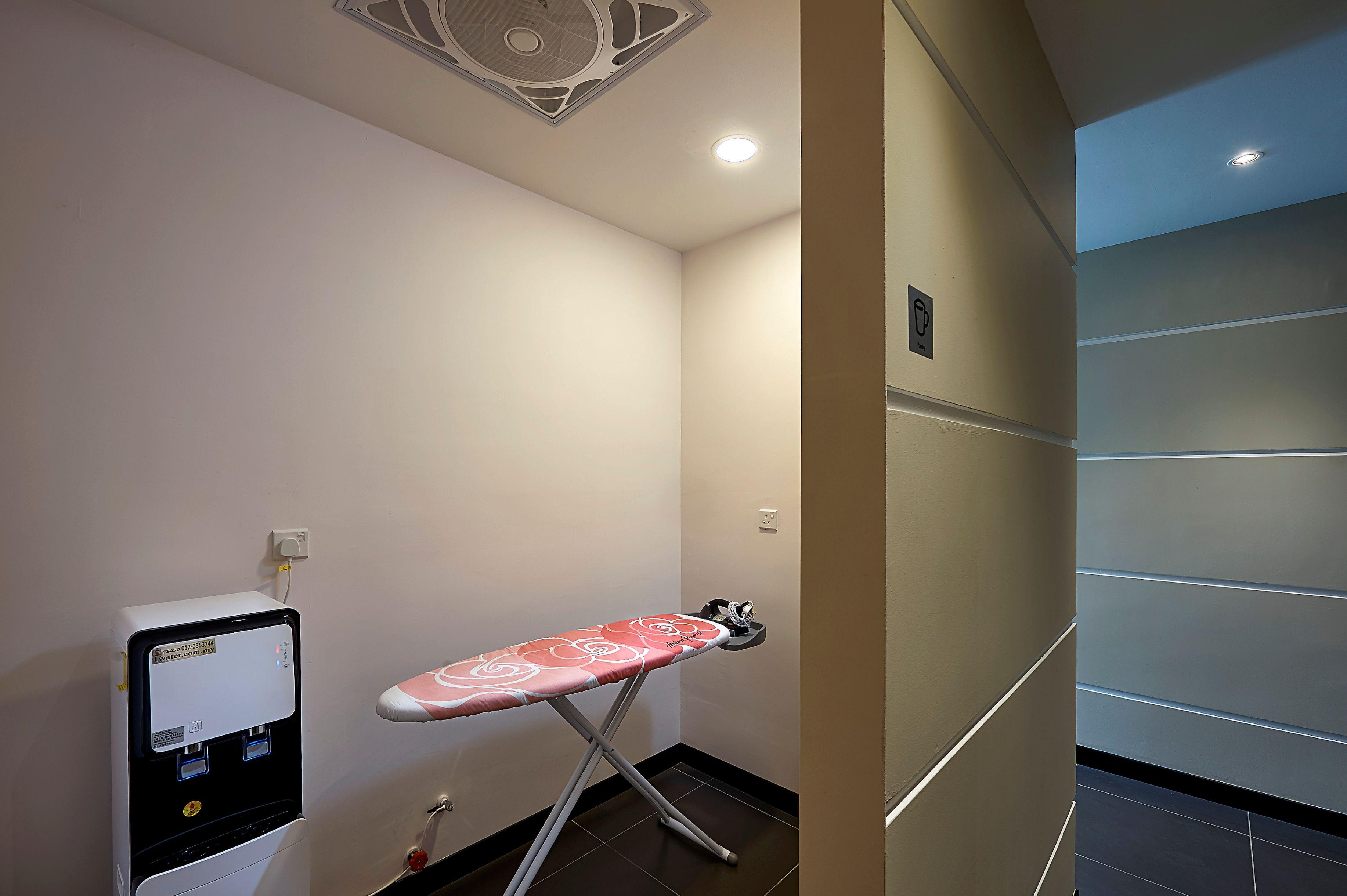 Zone Hotels, Telok Panglima Garang Teluk Panglima Garang Ngoại thất bức ảnh